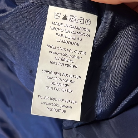 Michael Kors Puffer Vest - Picture 5 of 5